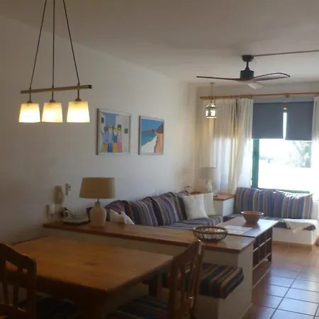 Lanzarote Beachfront On Cucharas With A Sea View Apartment