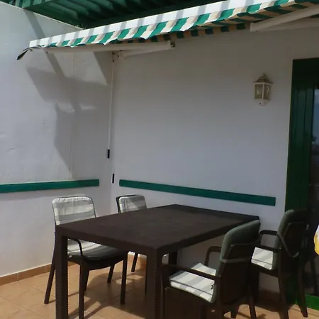 Lanzarote Beachfront On Cucharas With A Sea View *
