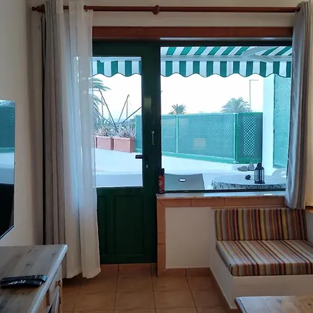 Appartement Lanzarote Beachfront On Cucharas With A Sea View Costa Teguise