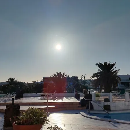 アパート Lanzarote Beachfront On Cucharas With A Sea View *