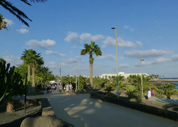 Lanzarote Beachfront On Cucharas With A Sea View Апартаменты *