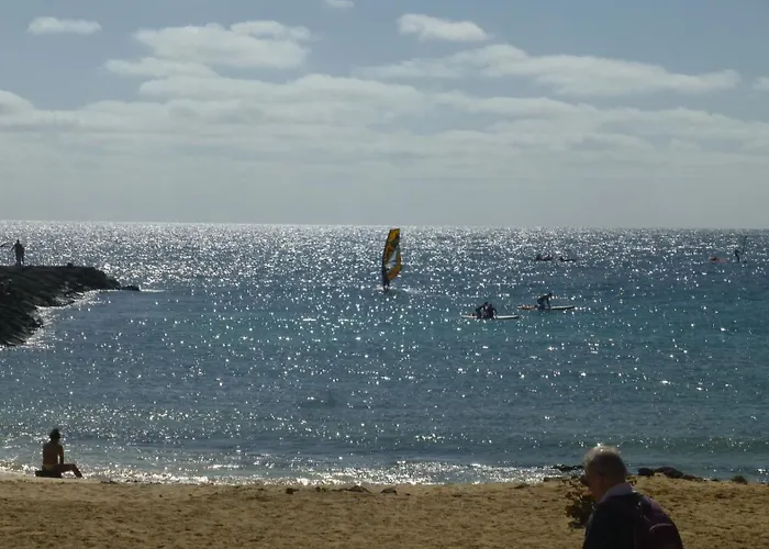 Lanzarote Beachfront On Cucharas With A Sea View Коста-Тегисе
