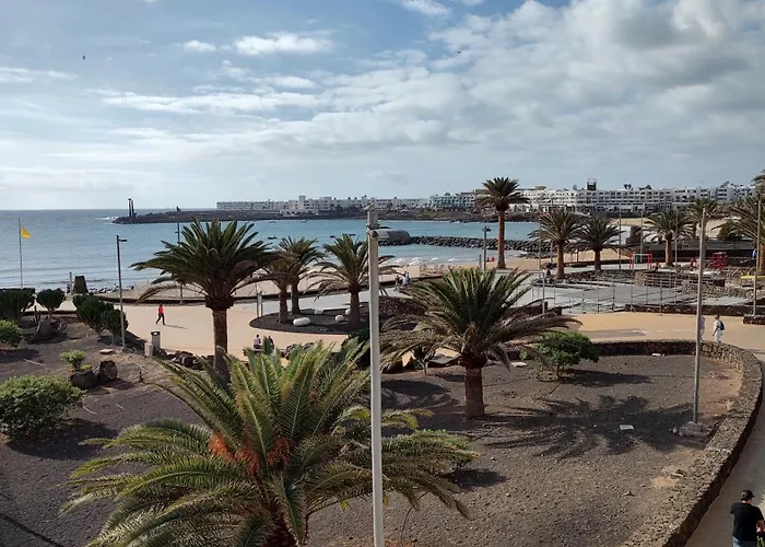 Lanzarote Beachfront On Cucharas With A Sea View Коста-Тегисе