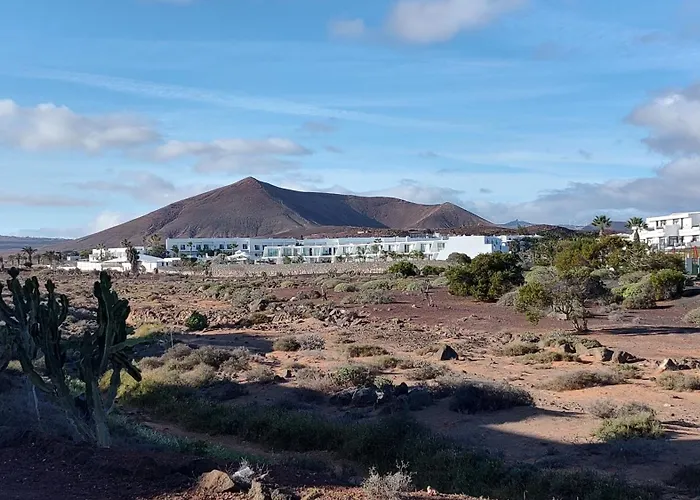 Lanzarote Beachfront On Cucharas With A Sea View *
