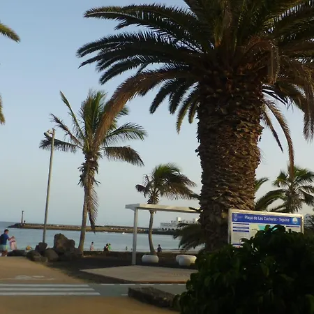 Lanzarote Beachfront On Cucharas With A Sea View 公寓