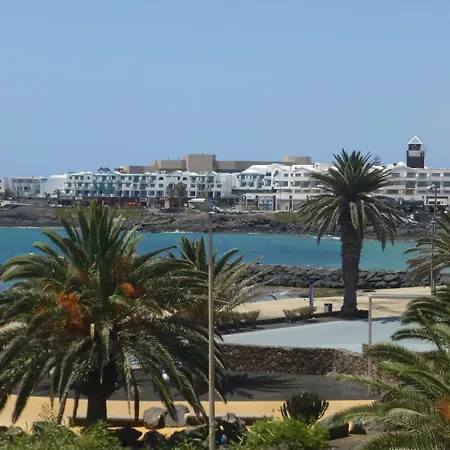 Lanzarote Beachfront On Cucharas With A Sea View 公寓