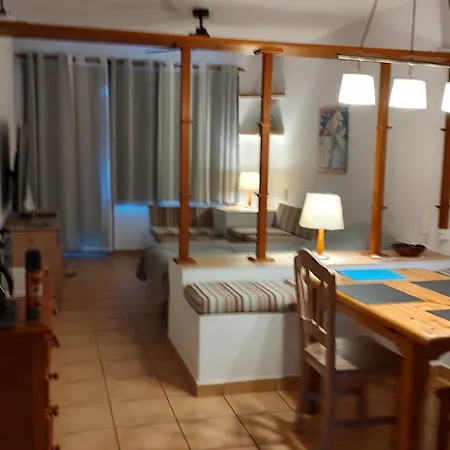 Lanzarote Beachfront On Cucharas With A Sea View *