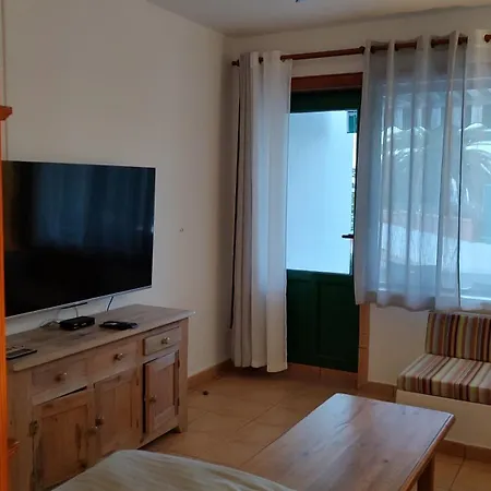 Lanzarote Beachfront On Cucharas With A Sea View 아파트 코스타 테기세